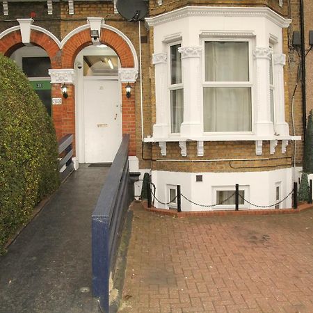 London Olympus Hotel Nirvana Zewnętrze zdjęcie