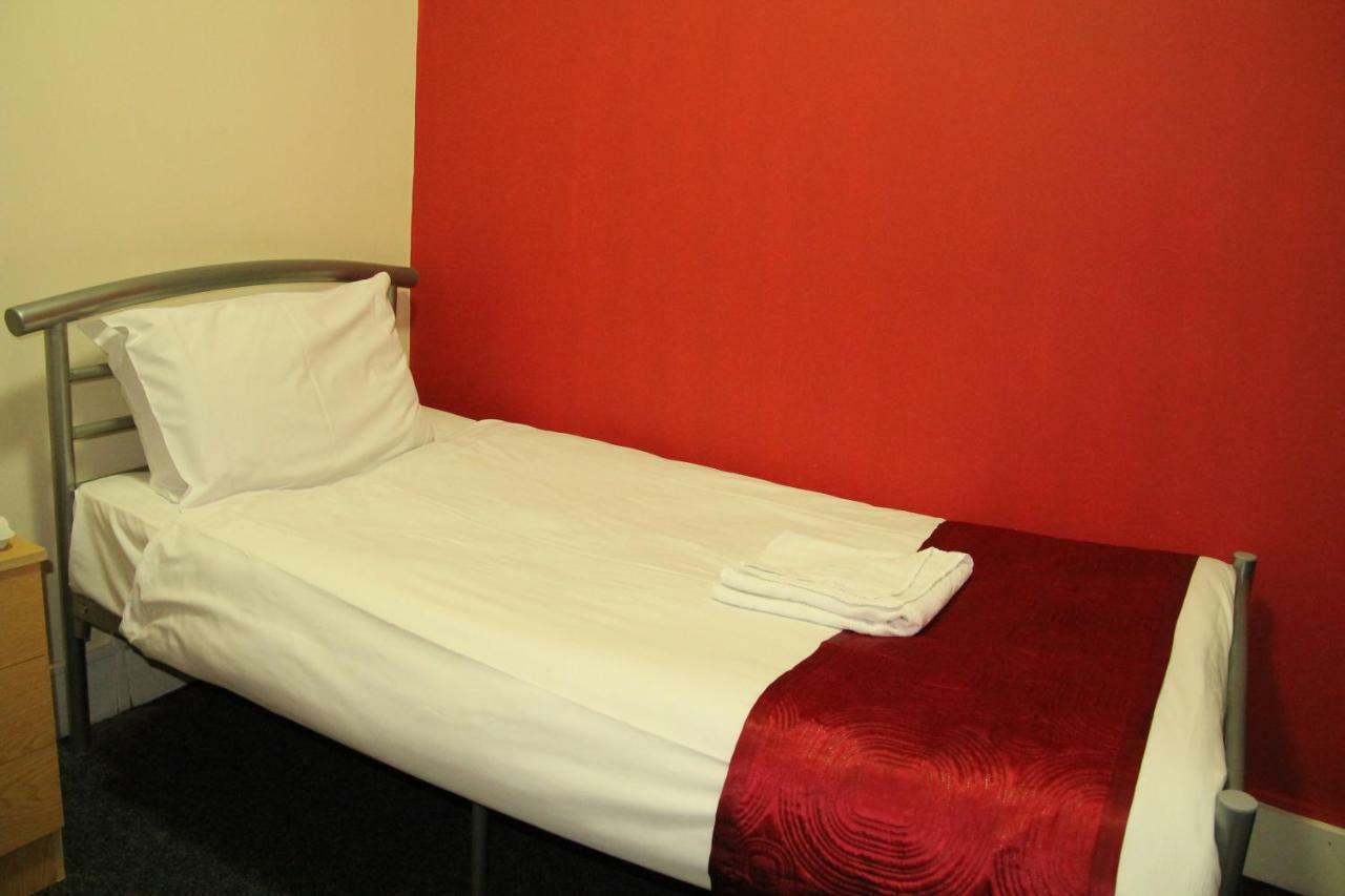 London Olympus Hotel Nirvana Zewnętrze zdjęcie